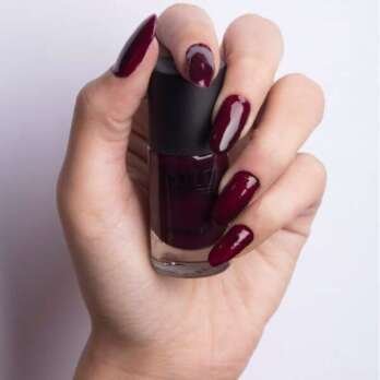 طلاء اظافر من يولو 132 مارون – 10 مل