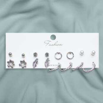 طقم أقراط فضي وردة 8