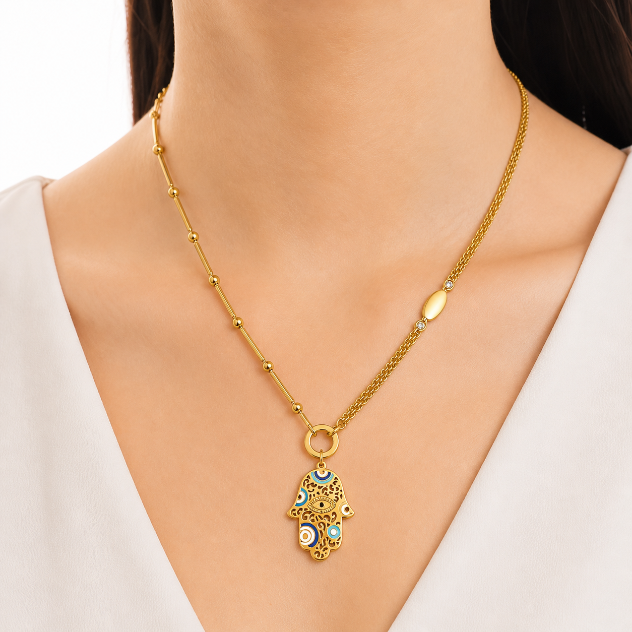 101433 Stainless Steel Hand Pendant Necklace